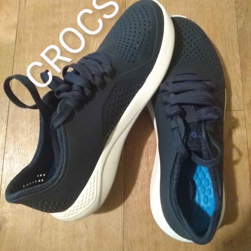 CROCS liteRide Pacer women shoes
